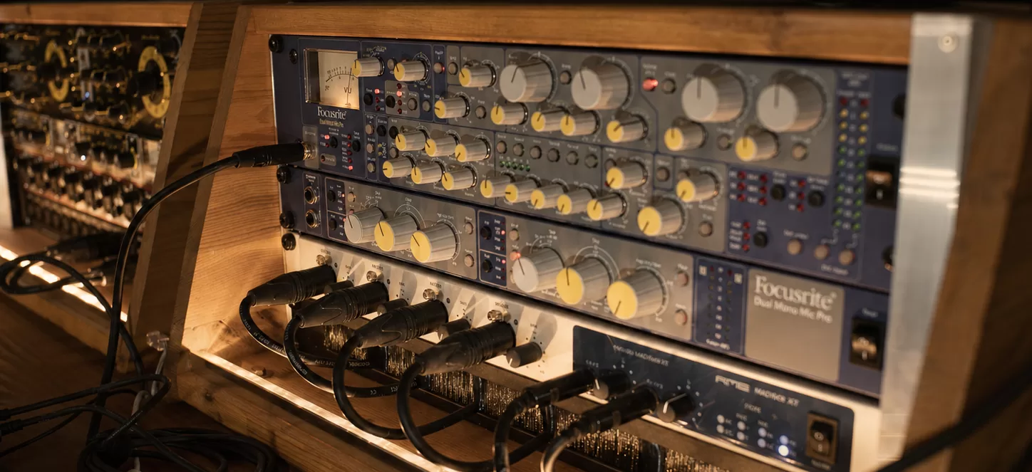 Professionelles Studio Equipment Rack im Tonstudio Leipzig